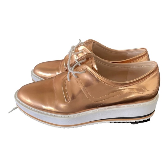 Derbies - Picture 2 of 2